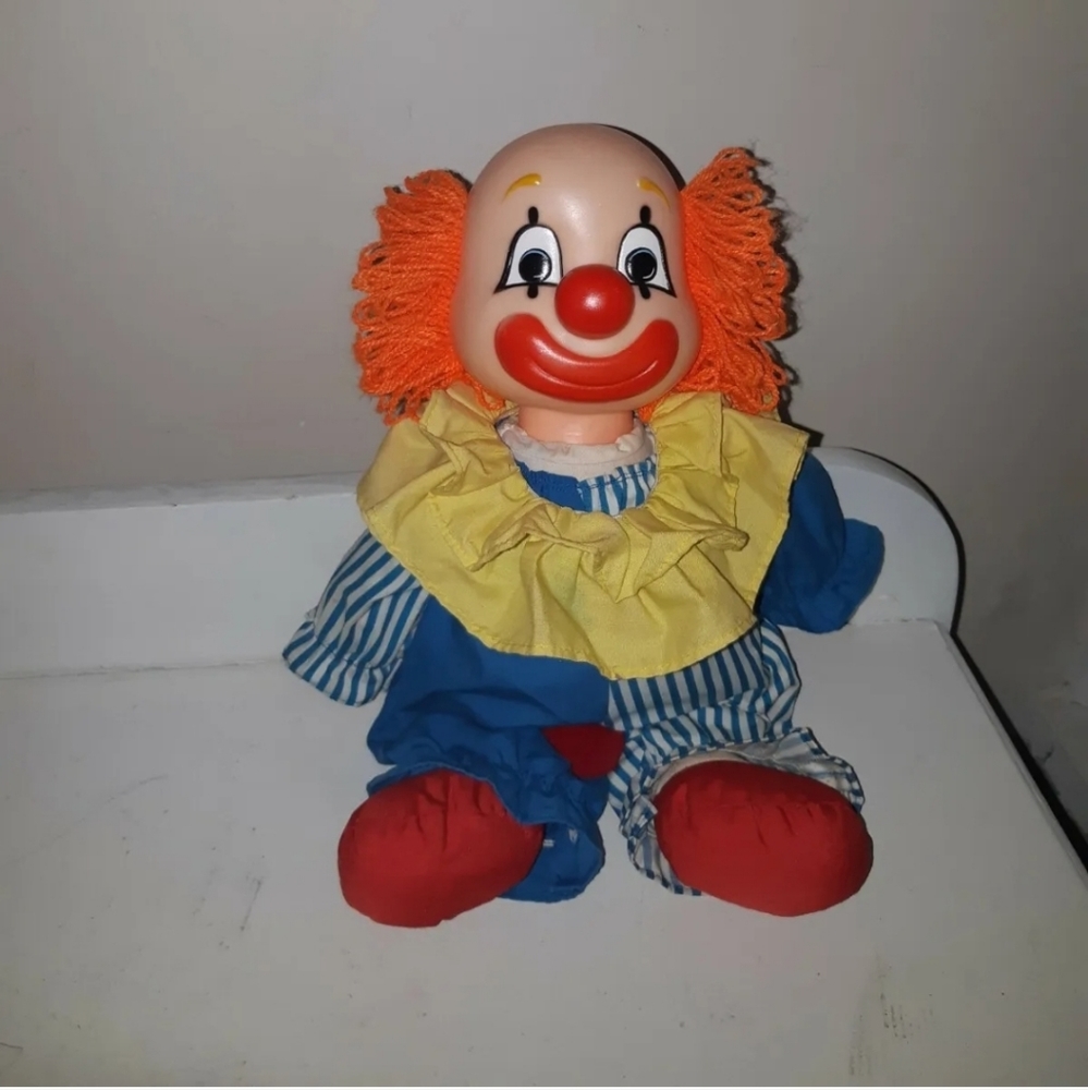 Vintage 1982 Dakin Happy Sad Double 2 Plastic Face Clown Plush 14"